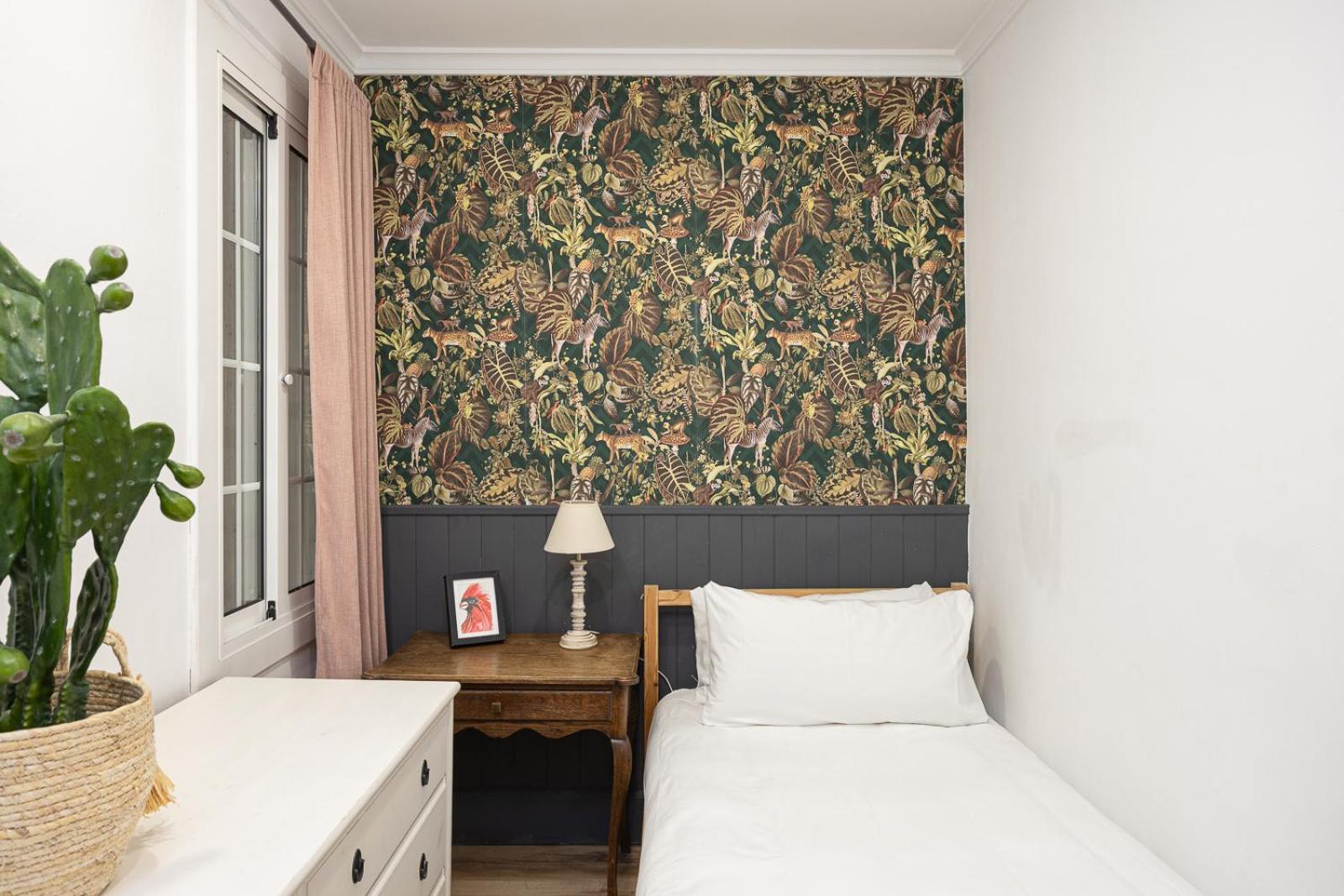 Vintage 3 Bdr Apartment Esplugues de Llobregat Bagian luar foto